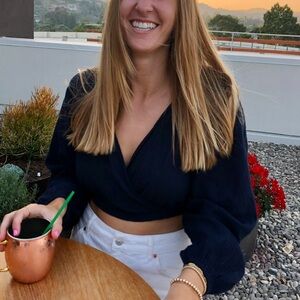 Audrey 3+1 Navy Blue Linen Top